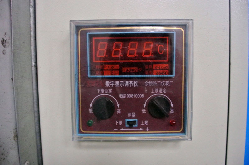 温度控制仪面板